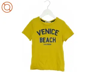 T-Shirt fra H&M (str. 128 cm)