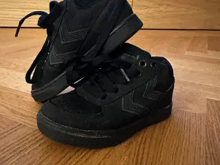 Hummel sneakers str 27