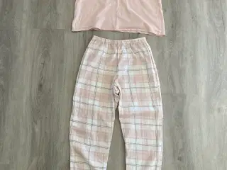 Nattøj i str. 146/152