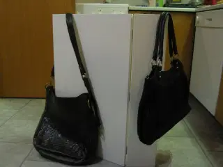 Nova sort skuldertaske og sort håndtaske