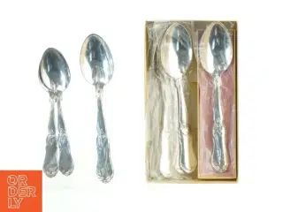 Sæt af skeer (str. 8 styks sker. 20 cm. 2 stykker sker. 17 cm)