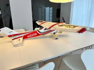 Fjernstyret Cessna fly (Aldrig brugt)