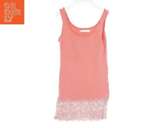 Tanktop med blondekant fra Only (str. S)