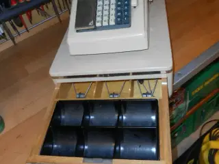 Kasse apparat Regna Jonior 