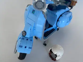 Lego vespa 125