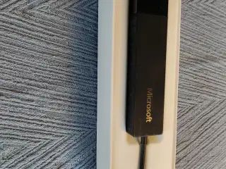 Microsoft Wireless Display Adapter model nr. 1628