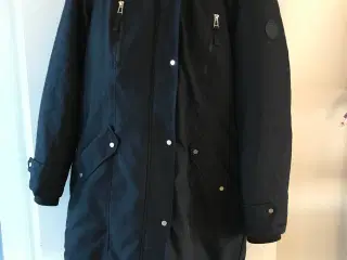 Velholdt jakke / frakke. Str L 