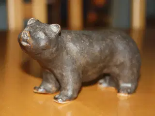 Keramisk bjørn figur L.: 17 cm H.: 9 cm