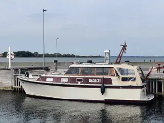 LUNA 31 Motorbåd