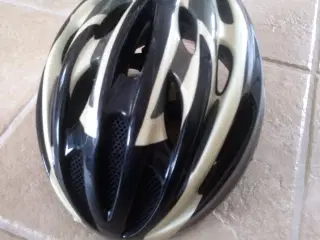 Cykelhjelm str. 52 - 57 cm. / S - M