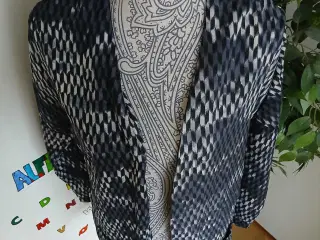 Kimono. Cha Cha. M & L