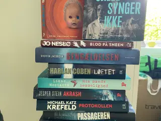 14 forskellige bøger, fortrinsvis nye krimier