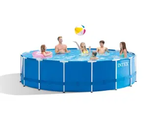 Swimmingpool 16.000 liter