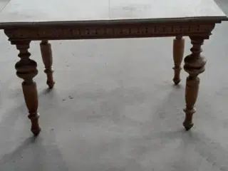 Spisebord 