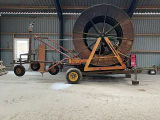 Bording vandingsmaskine med konstantregn. 