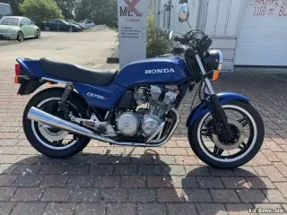 Honda CB 750 F