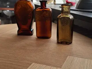 Antikke brune flasker 
