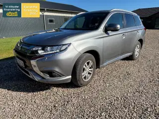 Mitsubishi Outlander 2,4 PHEV Invite+ CVT 4WD