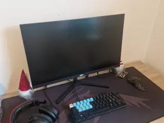 Gamer setup sælges