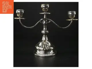 Sølvfarvet lysestage (str. H. 21,5. b 27 cm)