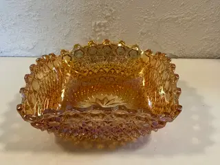 Ravfarvet glasskål