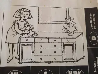 Kommode i fyrretræ