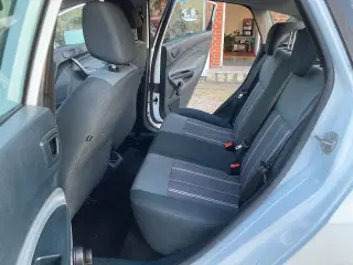 Ford Fiesta Nysyn Lav km meget pæn