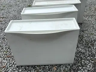 IKEA hvide skobokse