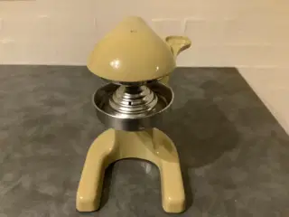 Fin gammel citronpresser