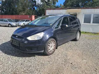 Ford S-MAX 2,0 Titanium 7prs