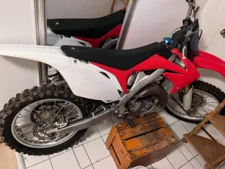 Honda 250 cc med 85 motor 