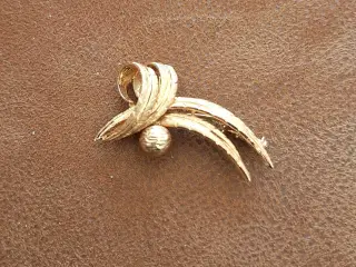 Svensk broche 