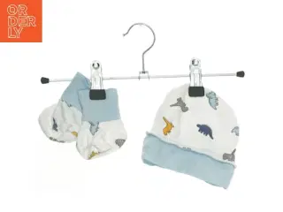 Baby handsker og hue (str. 62 cm)