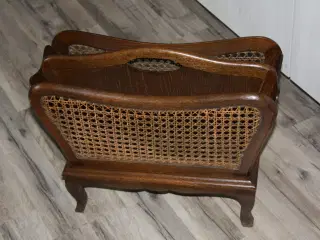 Avisholder