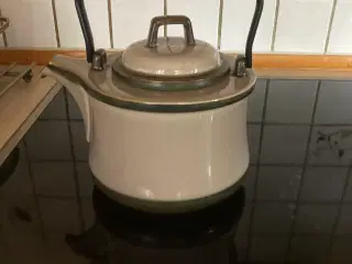 Tepotte fra Bing og Grøndahl 