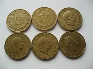 4 Lot gule 2 kr/ dalere på  6-7 stk, Pris pr sæt