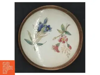 Porcelænsbakker med blomsterdekoration (str. Ø. 9 cm og. ø 7 cm)