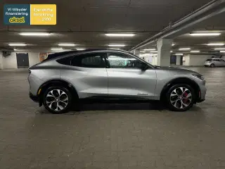 Ford Mustang Mach-E 98 Extended Range AWD