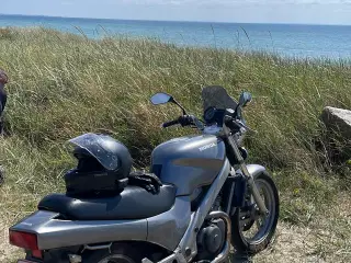 Honda NTV650