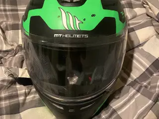 Scooter hjelm
