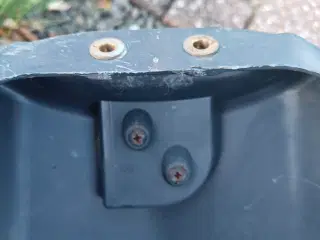 Piaggio Fly. Original Skjold under Sædet 