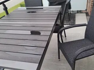 Havebord  4 havestole