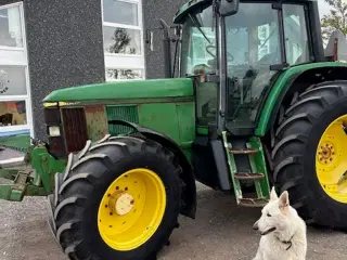 John Deere 6610 m/Frontlift PQ GEAR