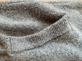 Strik cardigan str. L Pieces