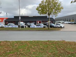 Person og vare/kasse bil købes  - Skrotbiler købes
