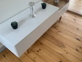 TV bord rigtig fin