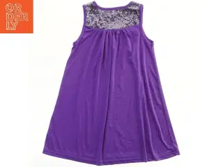 Lilla kjole med pailletter fra Queenz (str. 146)