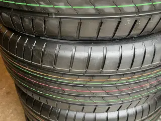 Nye 215-45-20 sommerdæk Bridgestone