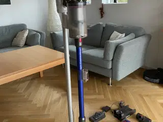 Dyson v11 absolute ekstra pro