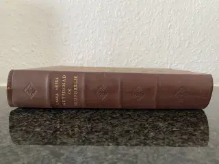 Ældre bog af Carla Meyer.